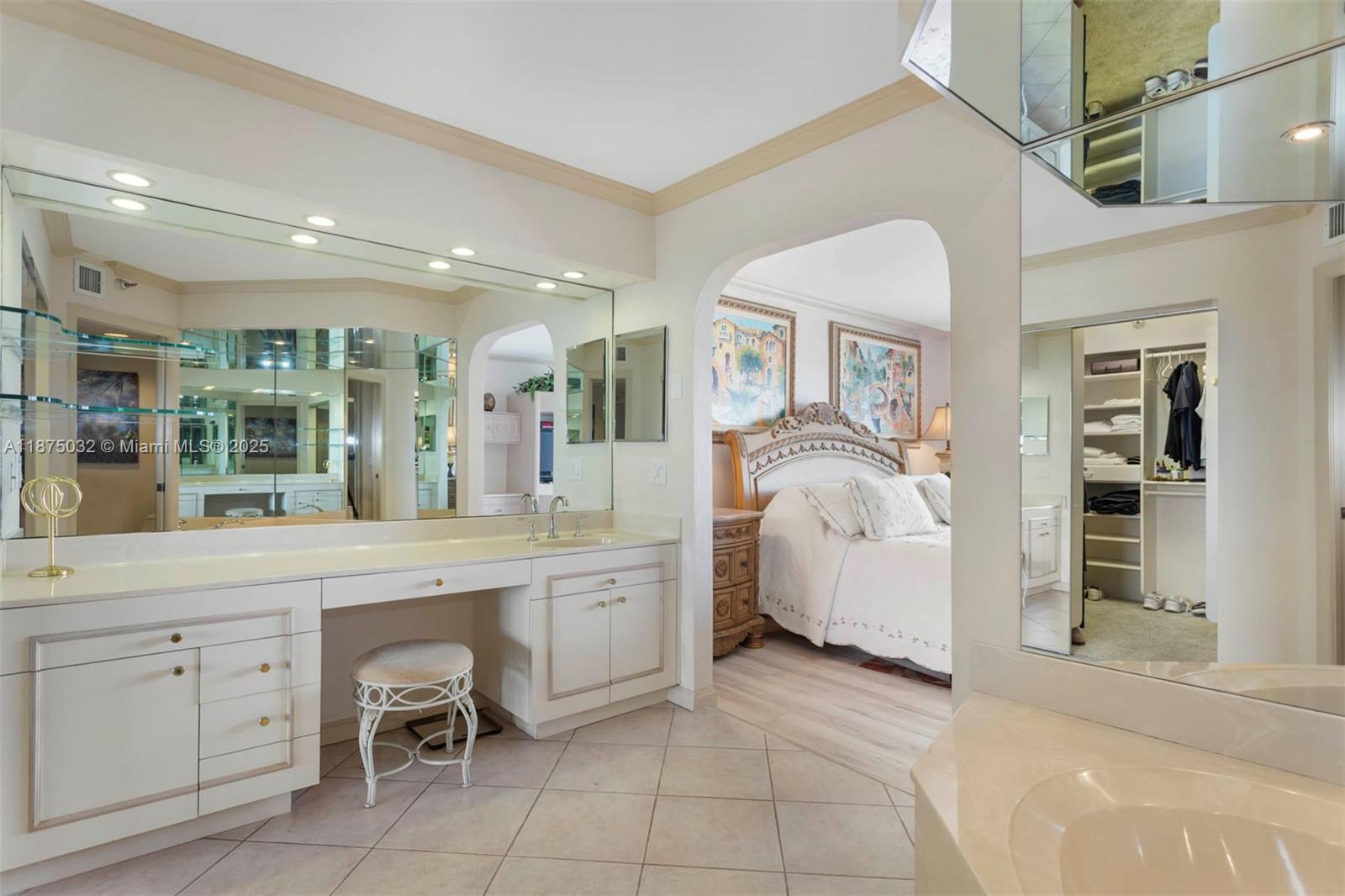 Photo of 3500 Mystic Pointe Dr  #3505, Aventura, Florida, 33180 - 