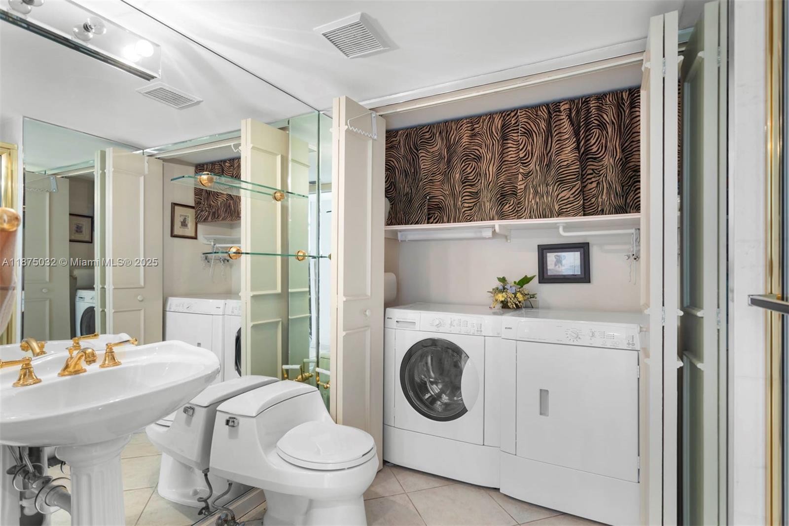 Photo of 3500 Mystic Pointe Dr  #3505, Aventura, Florida, 33180 - 