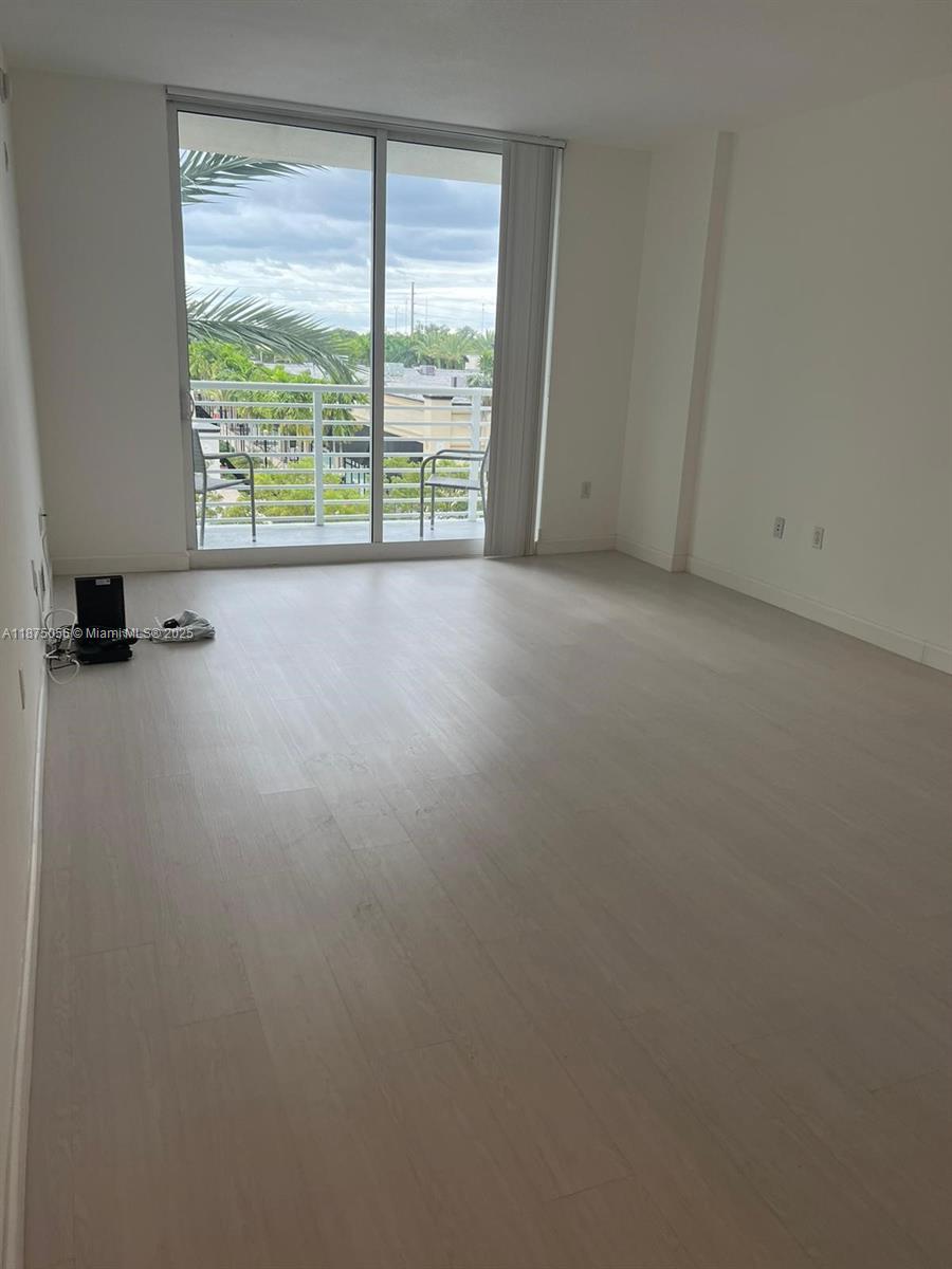 Photo of 2775 187th St  #310, Aventura, Florida, 33180 - 
