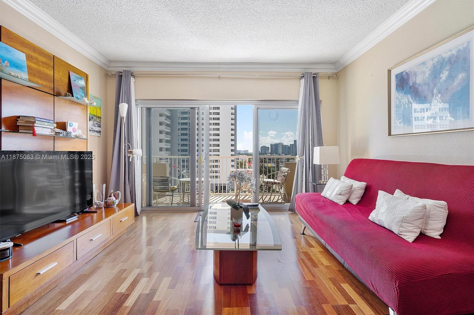 See details 7N 1 / 2 870 sq. ft. $ 2025-09-09 0 Photo