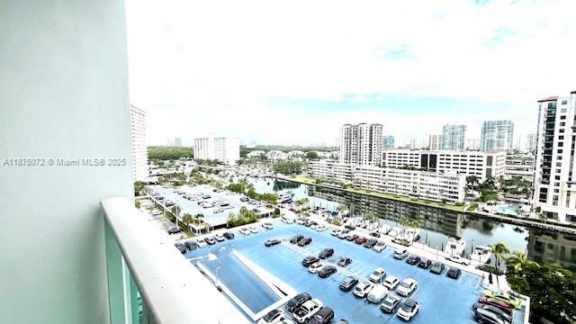 See details 1230 1 / 2 991 sq. ft. $ 2025-09-09 0 Photo