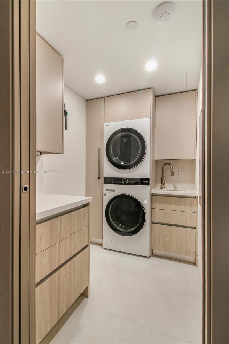 Photo of 3301 183rd St  #503, Aventura, Florida, 33160 - 