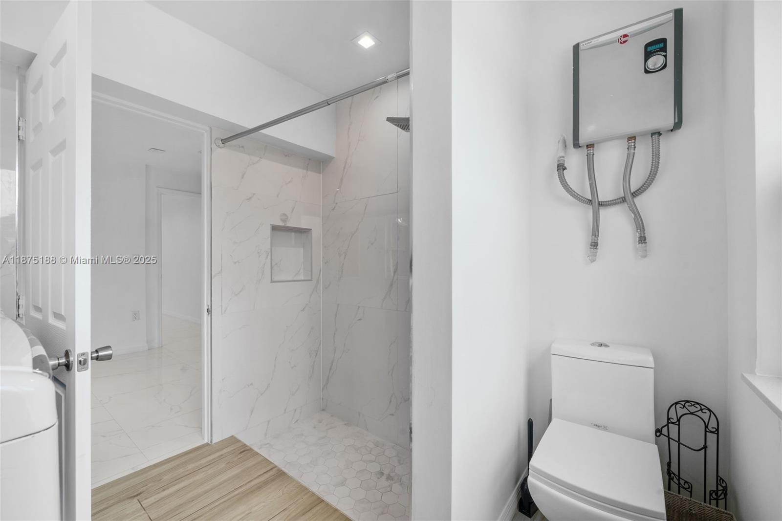See details / 2116 sq. ft. $ 2025-09-09 0 Photo