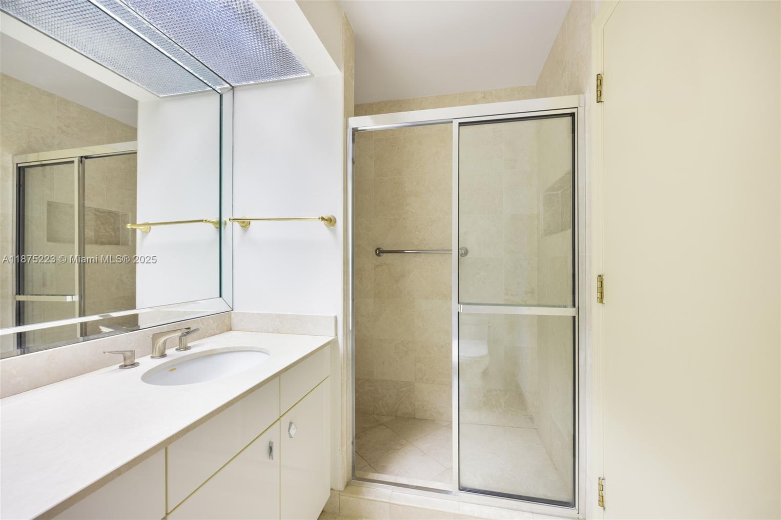 Photo of 10101 Collins Ave  #5F, Bal Harbour, Florida, 33154 - 