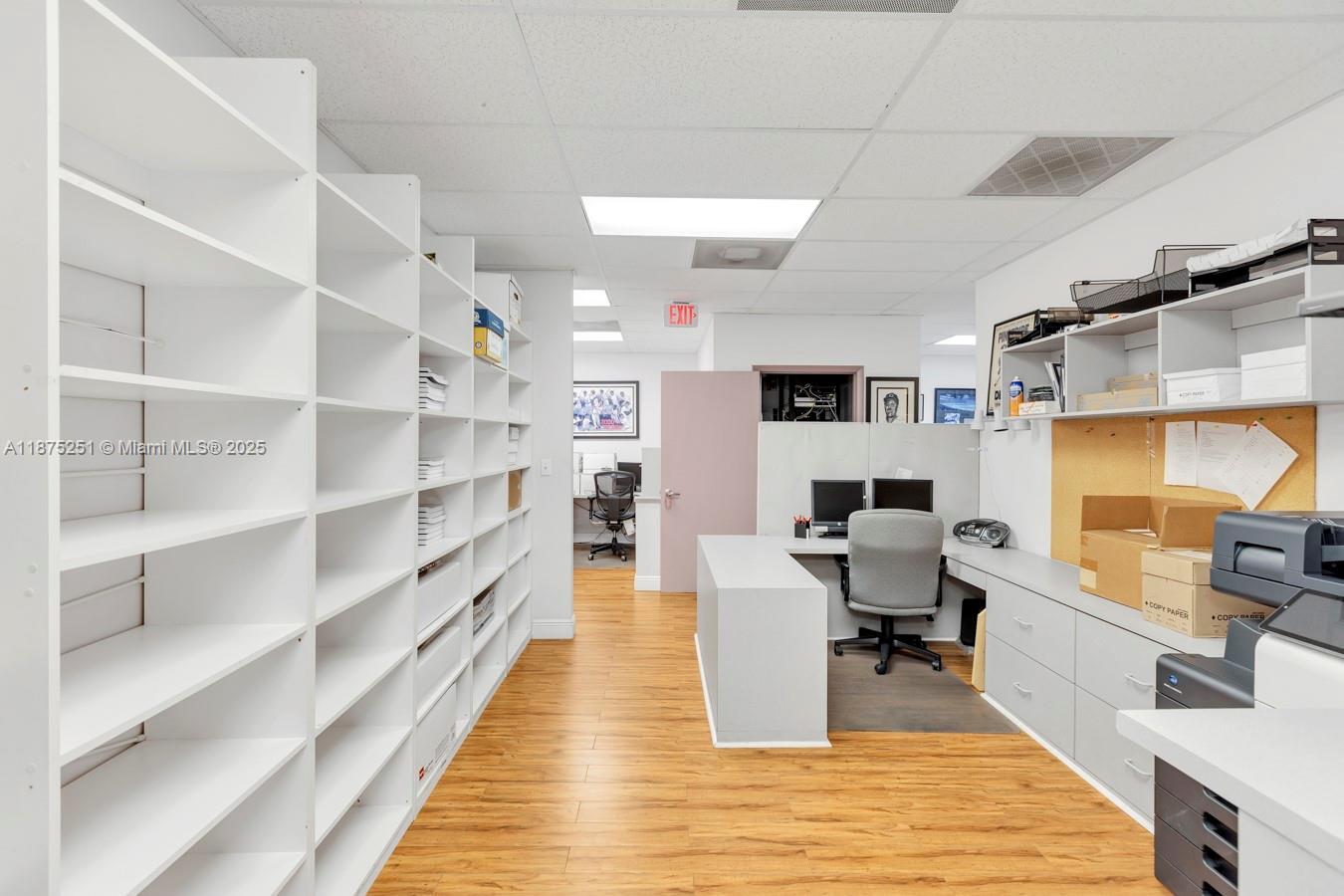   /   sq. ft. $ 2025-09-09 0 Photo