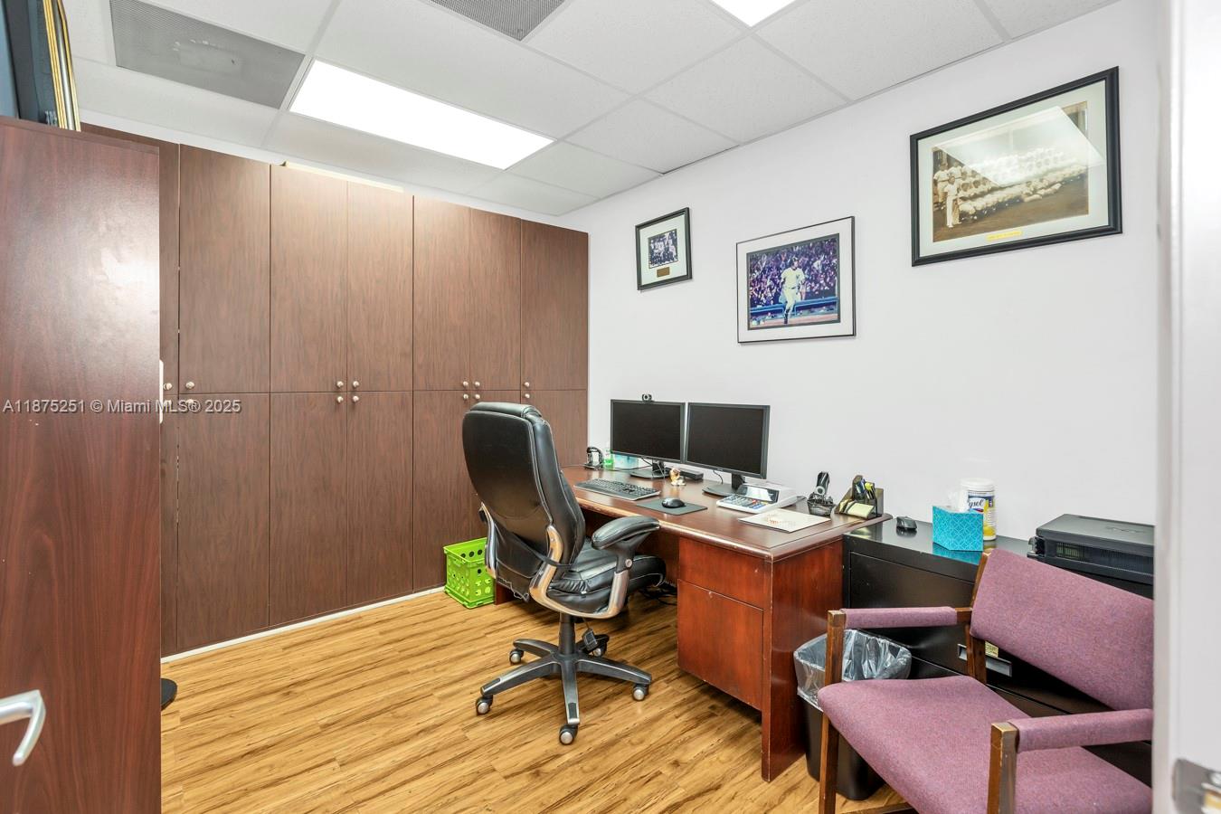   /   sq. ft. $ 2025-09-09 0 Photo