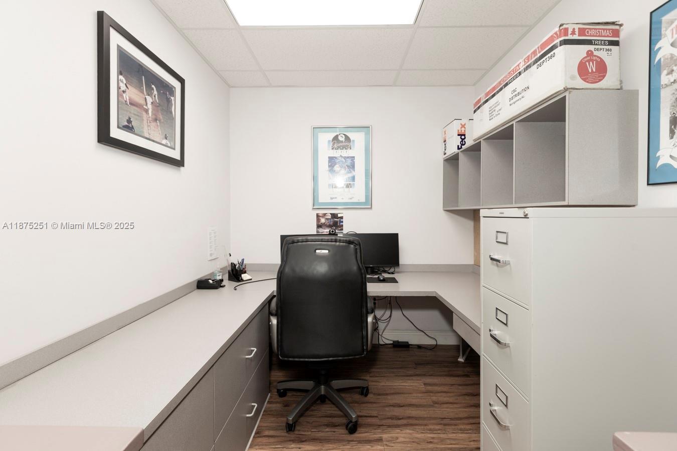  /   sq. ft. $ 2025-09-09 0 Photo