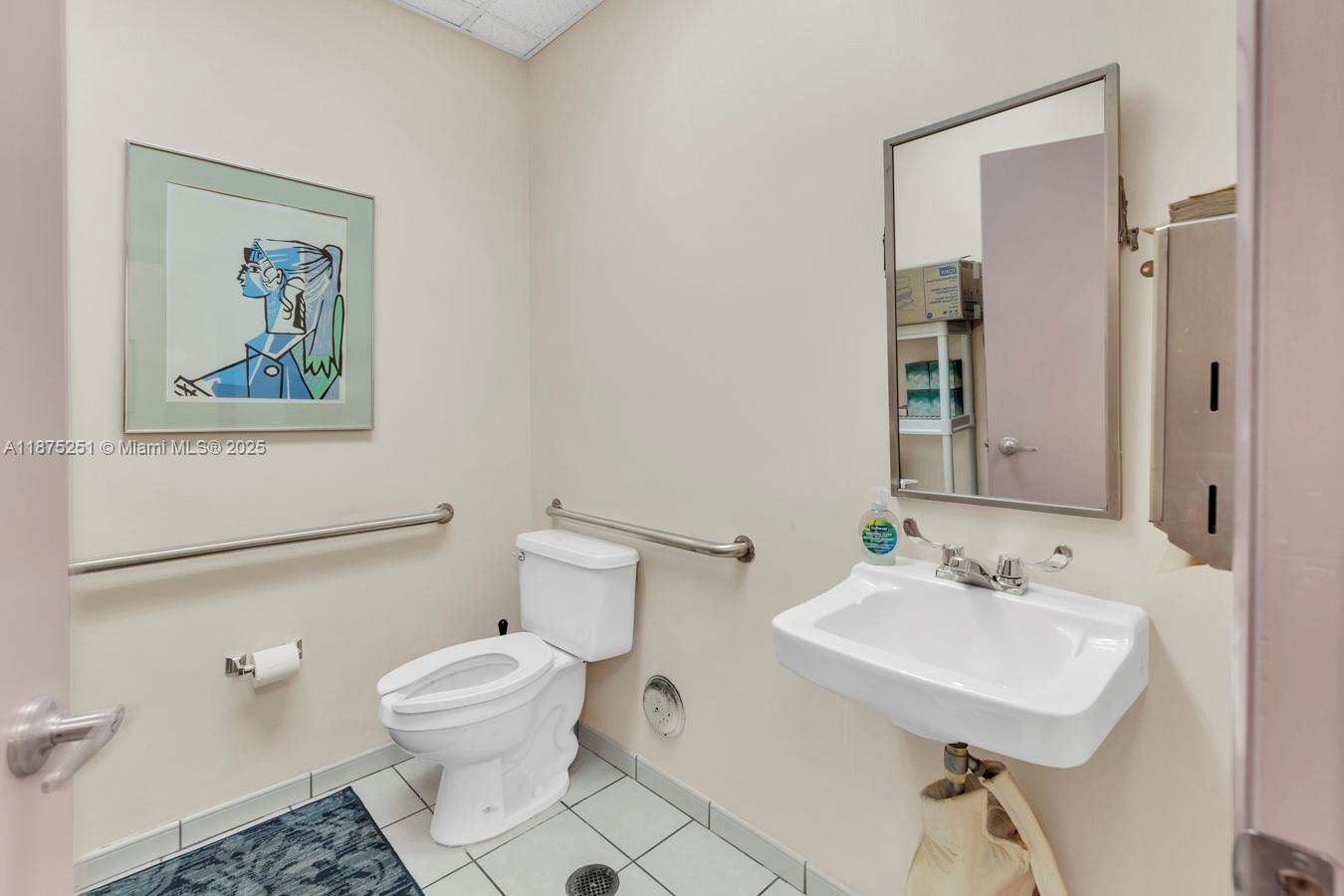   /   sq. ft. $ 2025-09-09 0 Photo