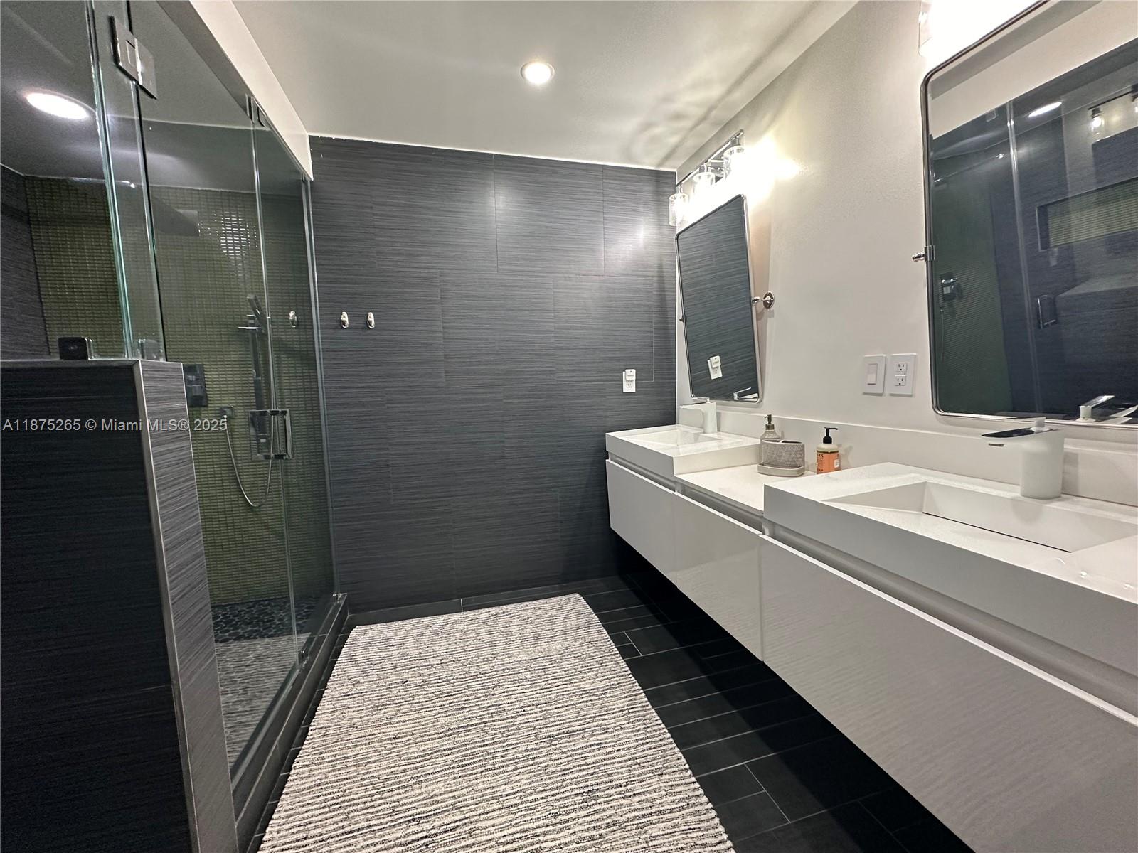 Photo of 3180 OCEAN DR  #1008, Hallandale Beach, Florida, 33009 - 