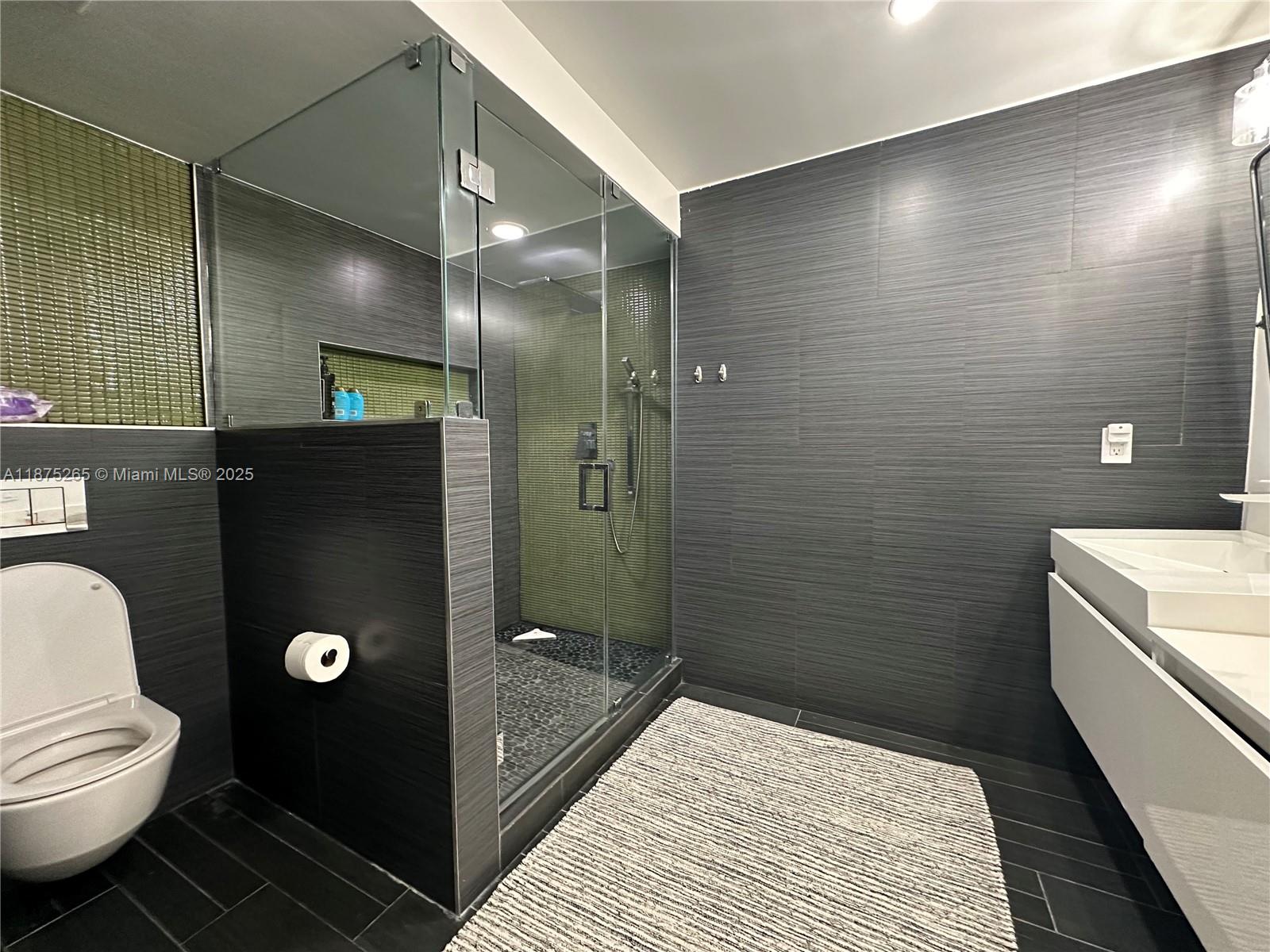 Photo of 3180 OCEAN DR  #1008, Hallandale Beach, Florida, 33009 - 