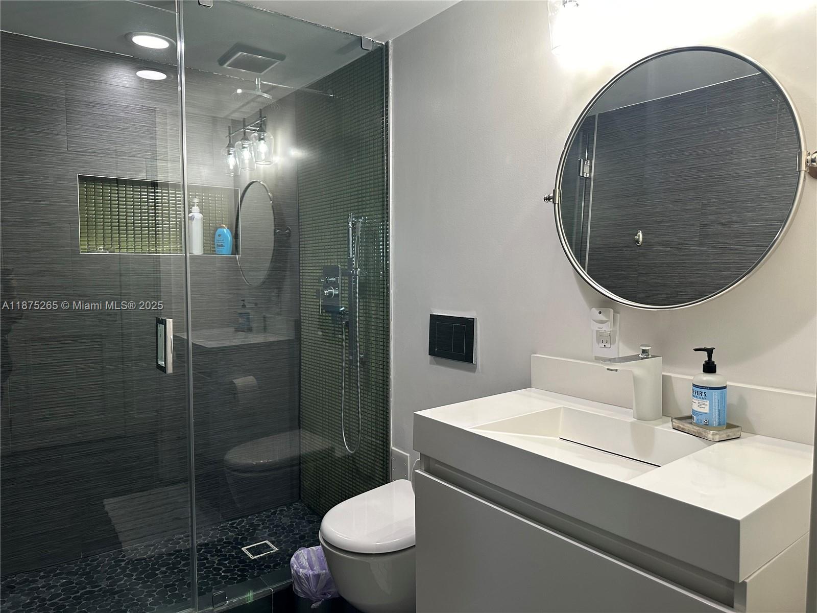 Photo of 3180 OCEAN DR  #1008, Hallandale Beach, Florida, 33009 - 