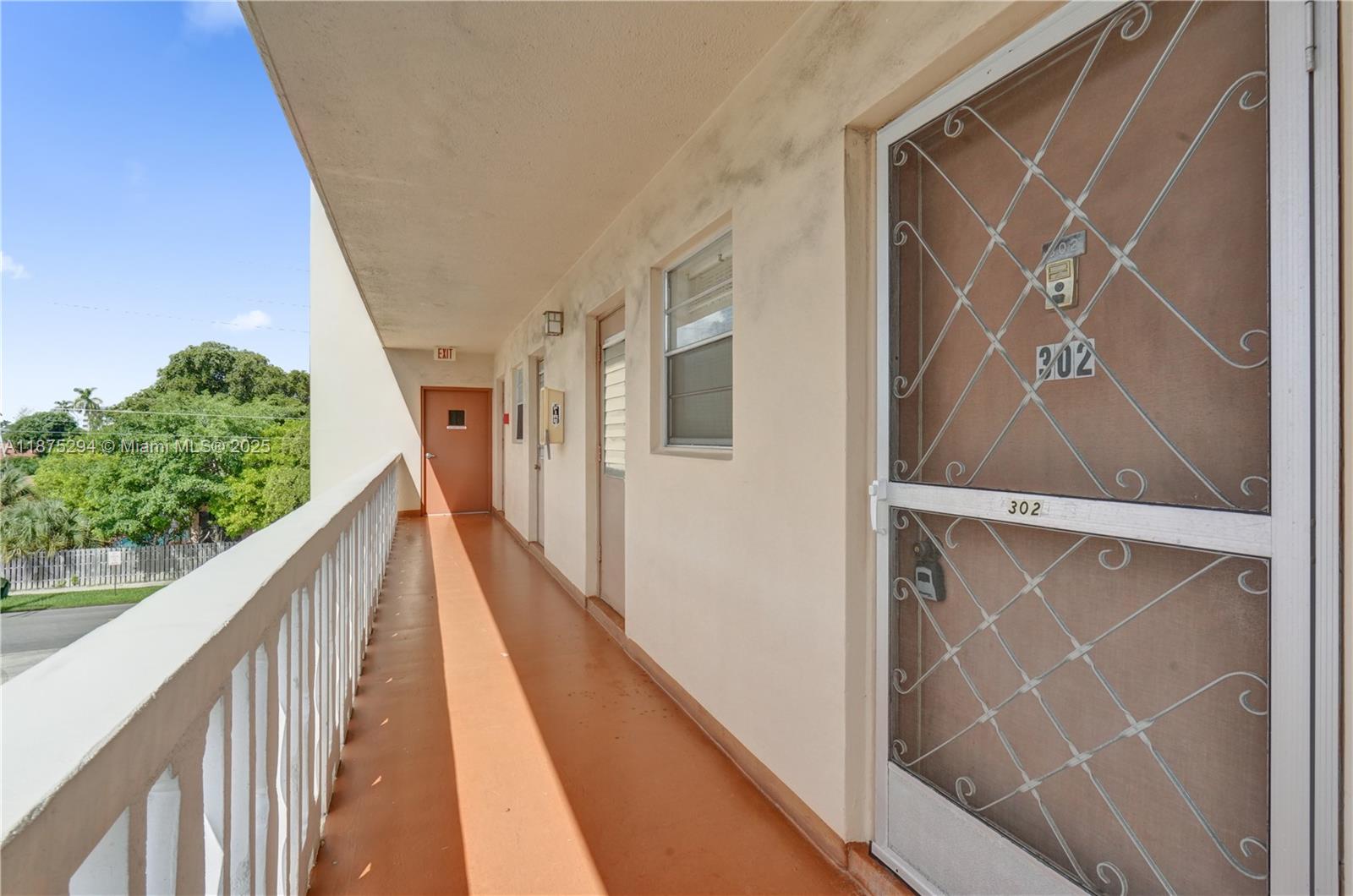 Photo of 218 12th Ave  #302, Hallandale Beach, Florida, 33009 - 