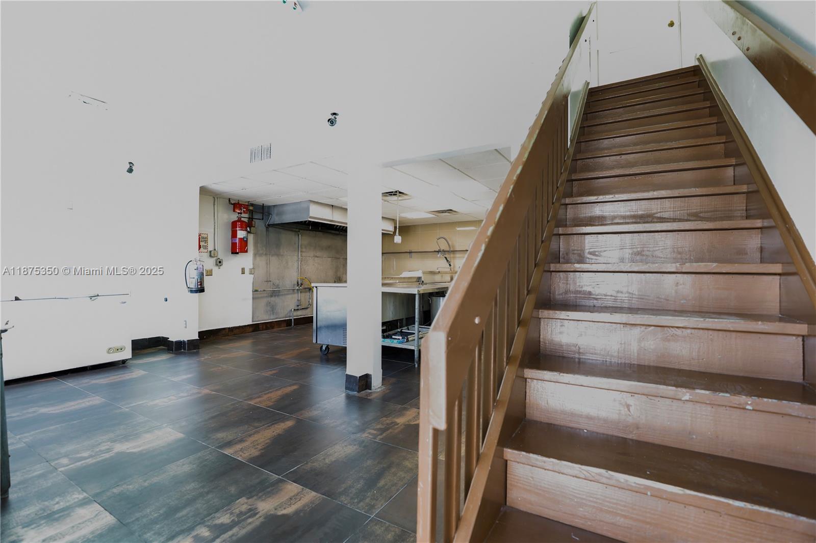 9  /   sq. ft. $ 2025-09-09 0 Photo