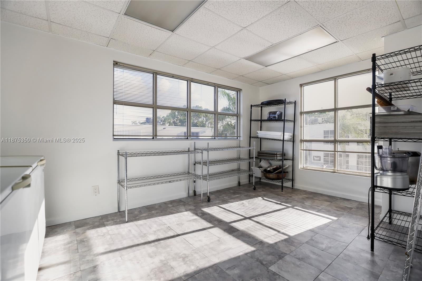 9  /   sq. ft. $ 2025-09-09 0 Photo