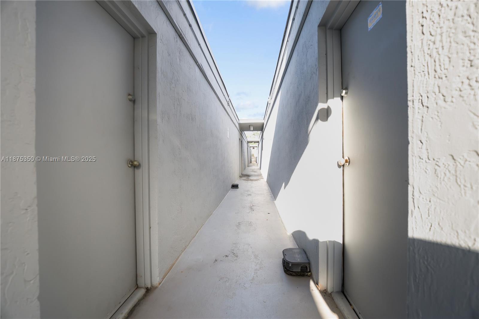 9  /   sq. ft. $ 2025-09-09 0 Photo