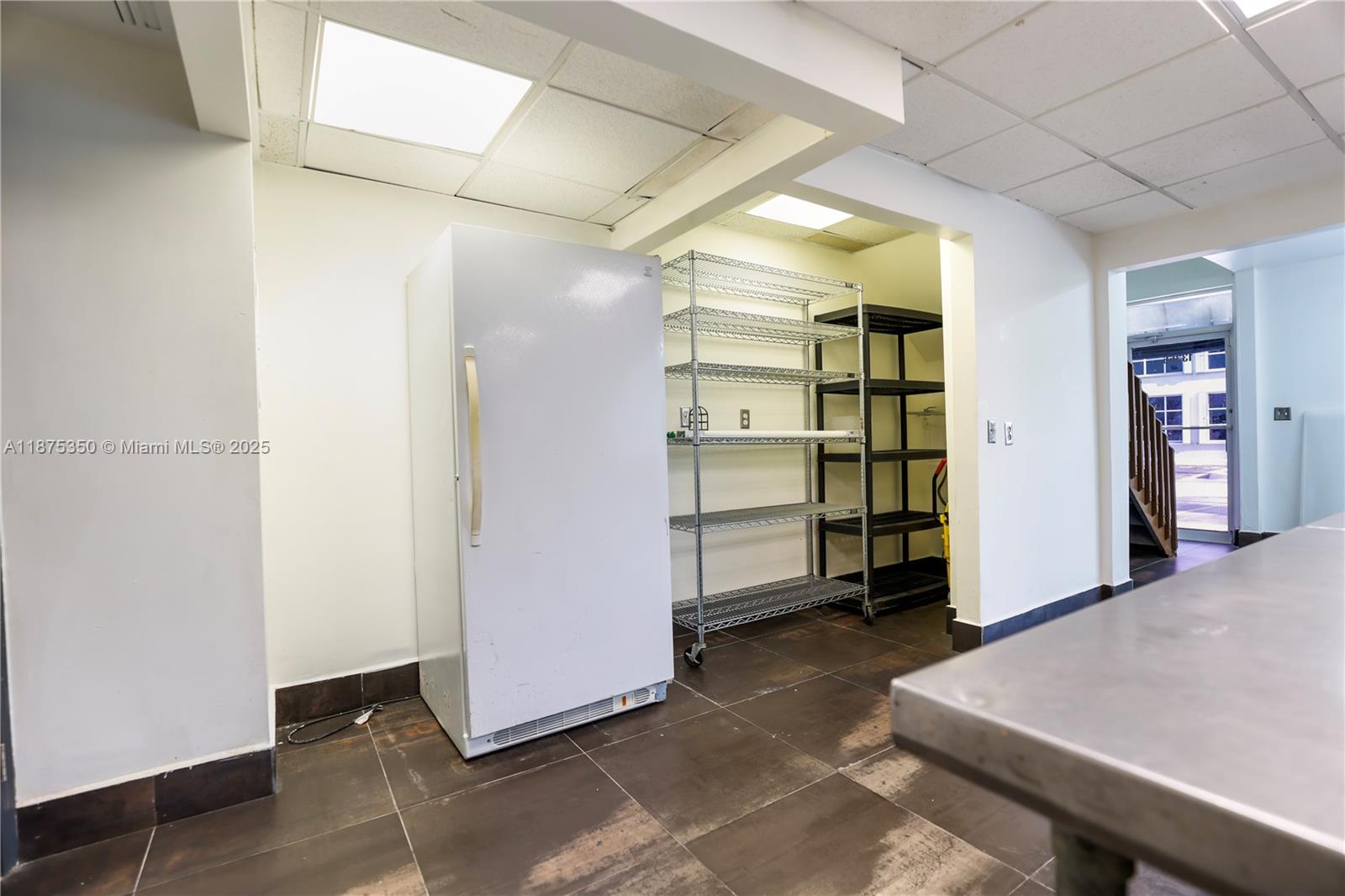 9  /   sq. ft. $ 2025-09-09 0 Photo