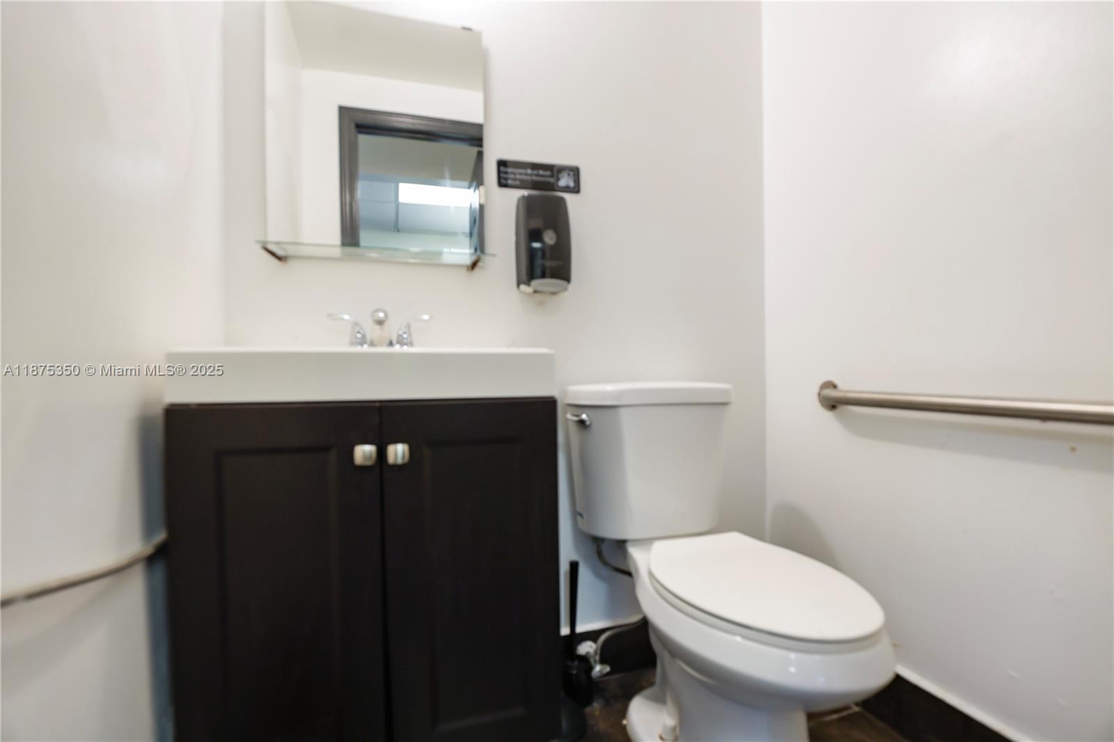 9  /   sq. ft. $ 2025-09-09 0 Photo