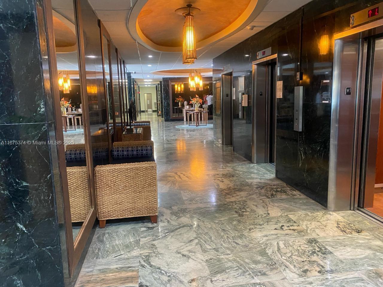 See details 230 2 / 2 1120 sq. ft. $ 2025-09-09 0 Photo