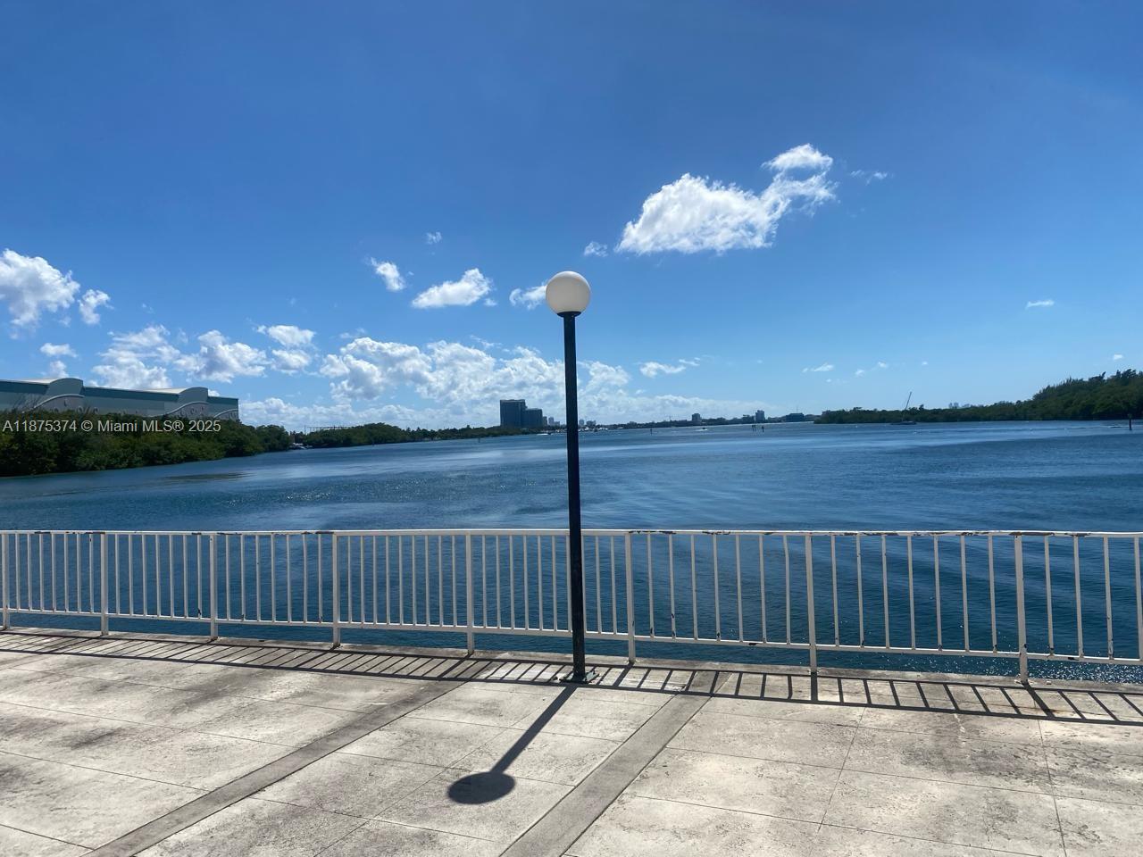 See details 230 2 / 2 1120 sq. ft. $ 2025-09-09 0 Photo