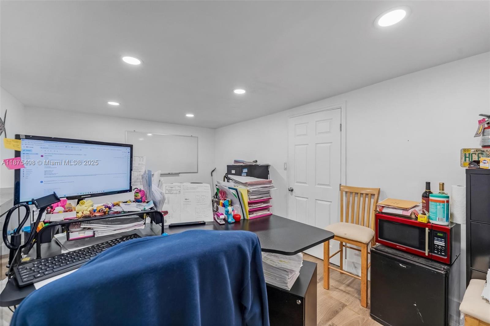 7 (aka # 2215)  /   sq. ft. $ 2025-09-09 0 Photo