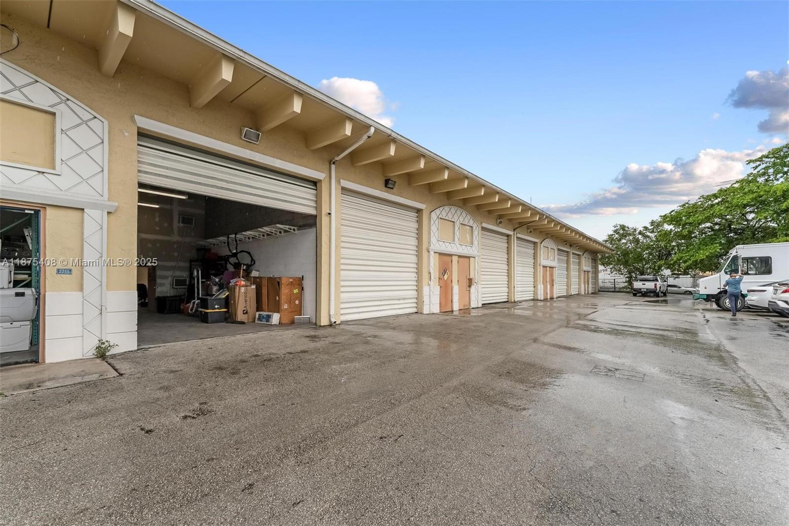 7 (aka # 2215)  /   sq. ft. $ 2025-09-09 0 Photo