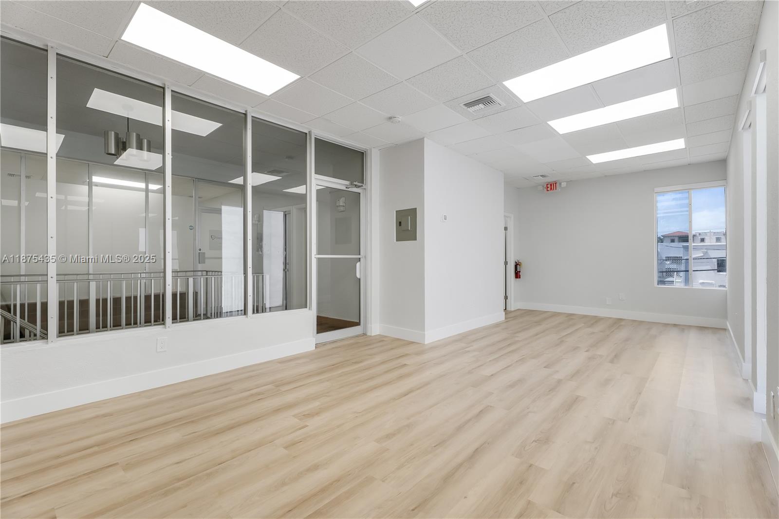   /   sq. ft. $ 2025-09-09 0 Photo