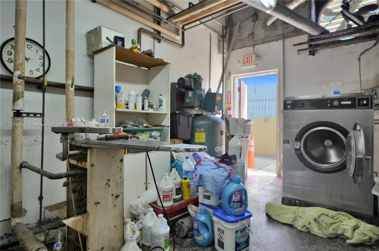   /   sq. ft. $ 2025-09-09 0 Photo