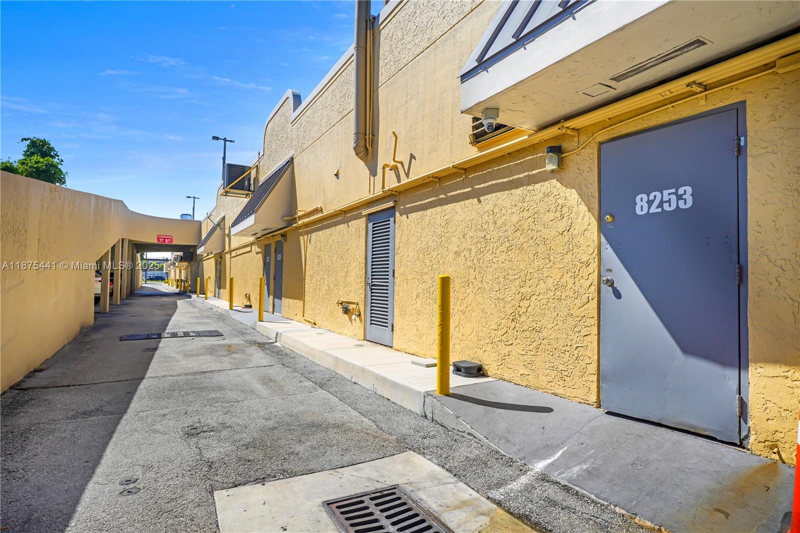   /   sq. ft. $ 2025-09-09 0 Photo