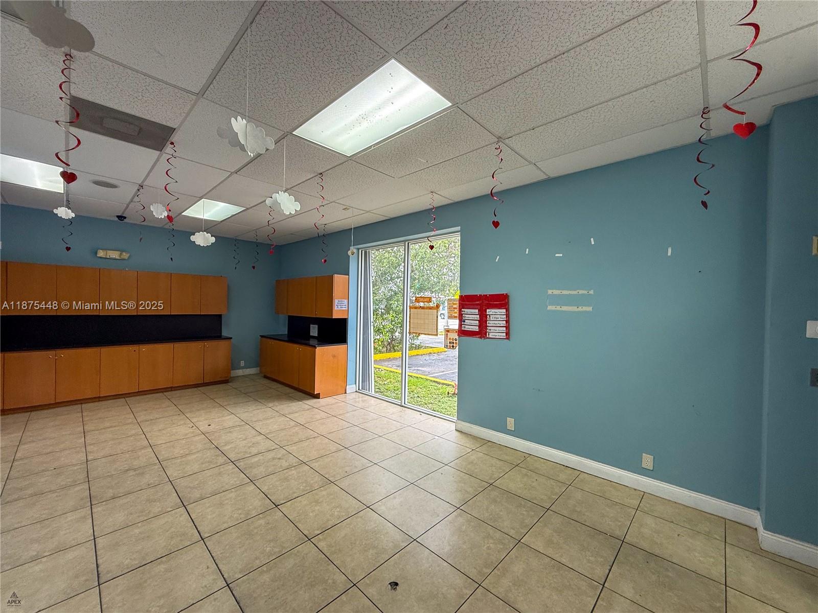 Подробнее / кв.футов $ 2025-09-09 0 Фото