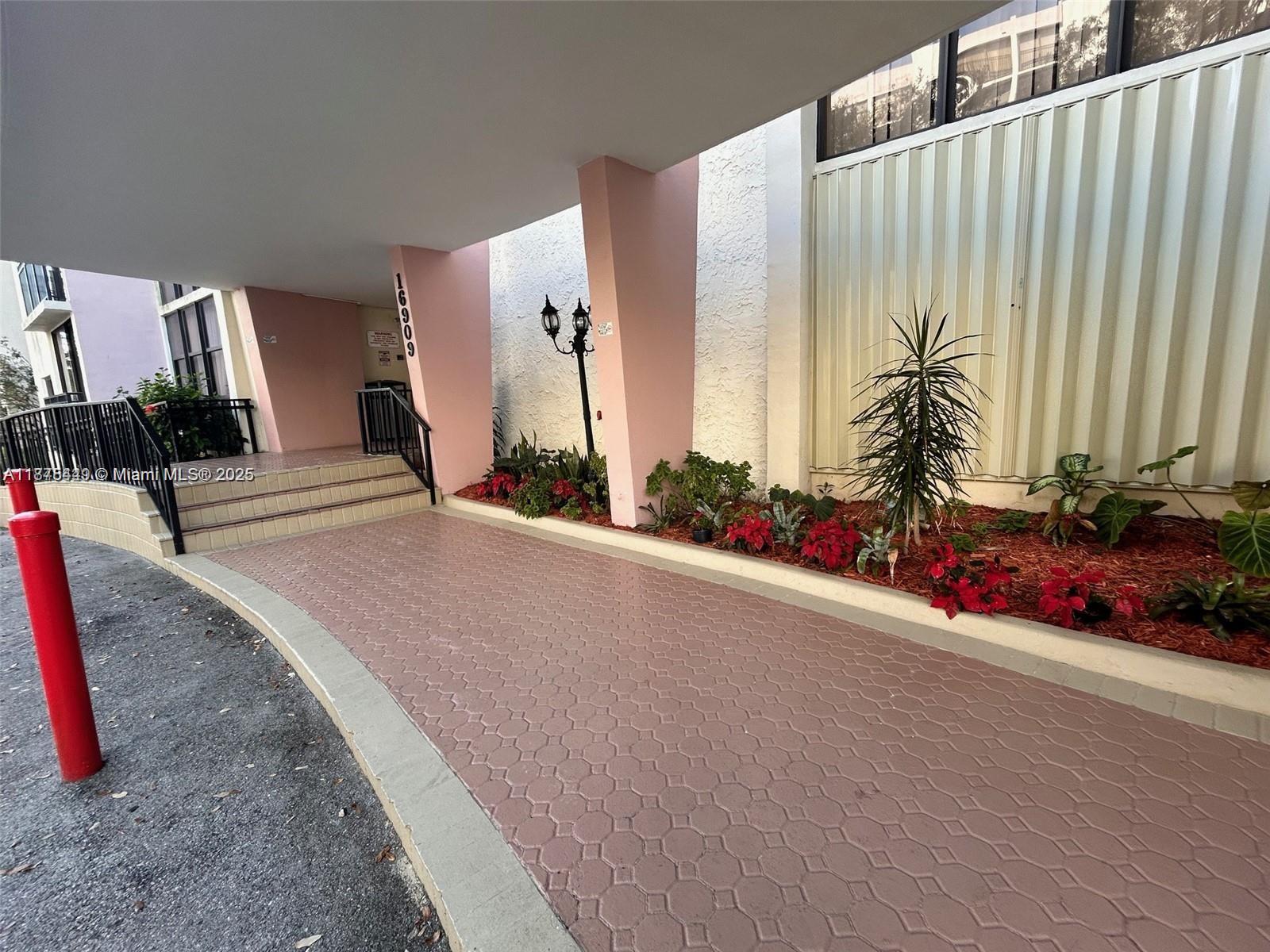 Photo of 16909 Bay Rd  #918, Sunny Isles Beach, Florida, 33160 - 