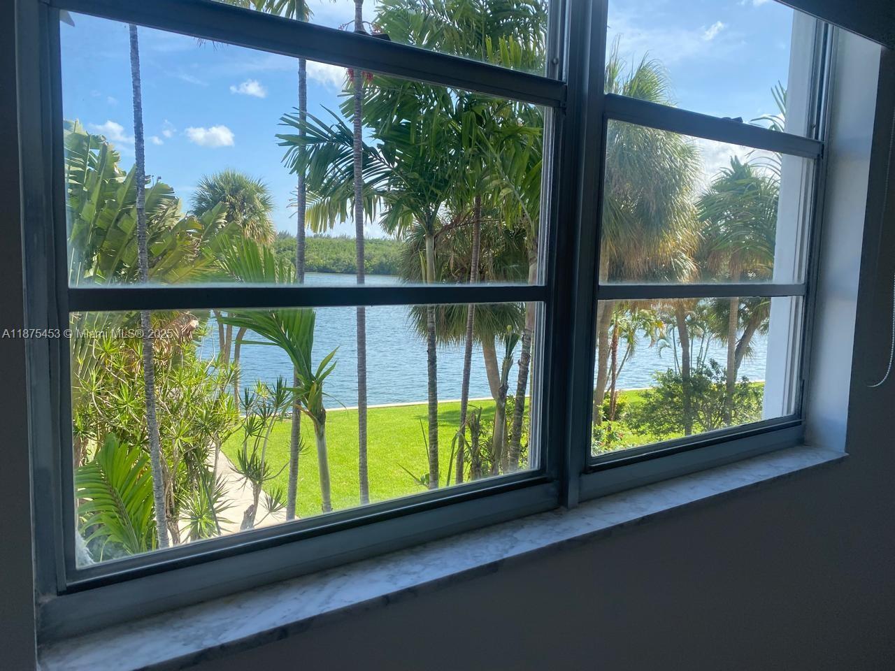 230 2 / 2 1120 sq. ft. $ 2025-09-10 0 Photo