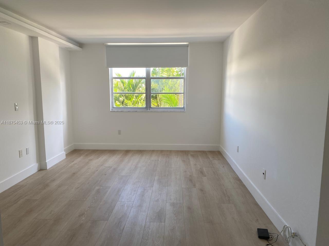 230 2 / 2 1120 sq. ft. $ 2025-09-10 0 Photo