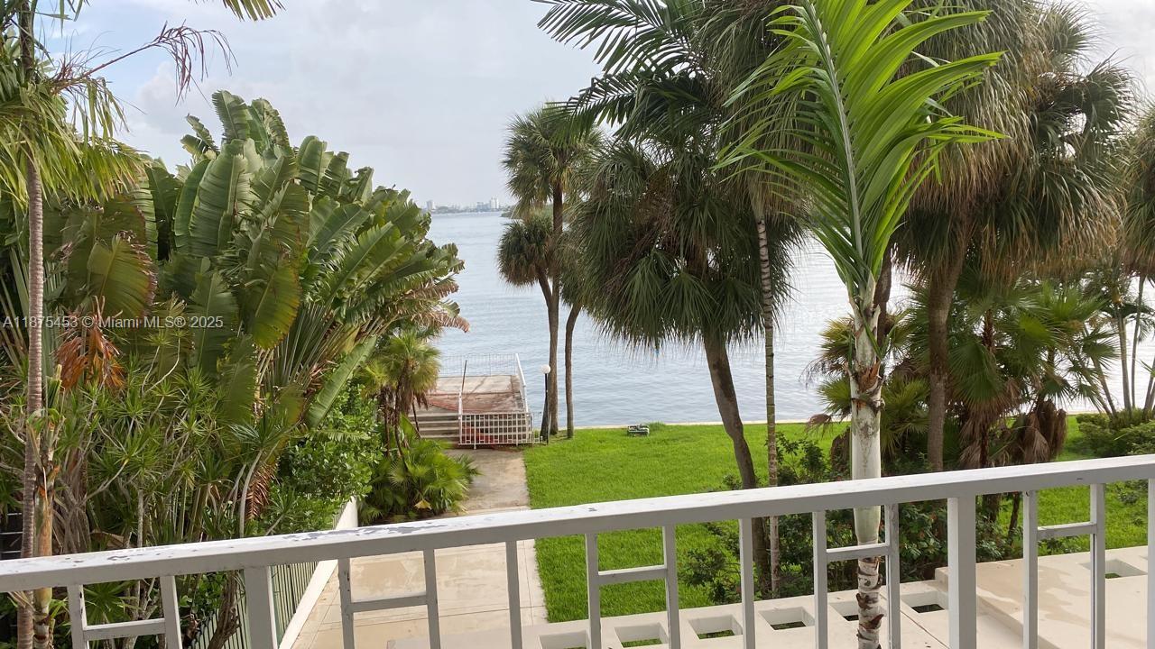 230 2 / 2 1120 sq. ft. $ 2025-09-10 0 Photo
