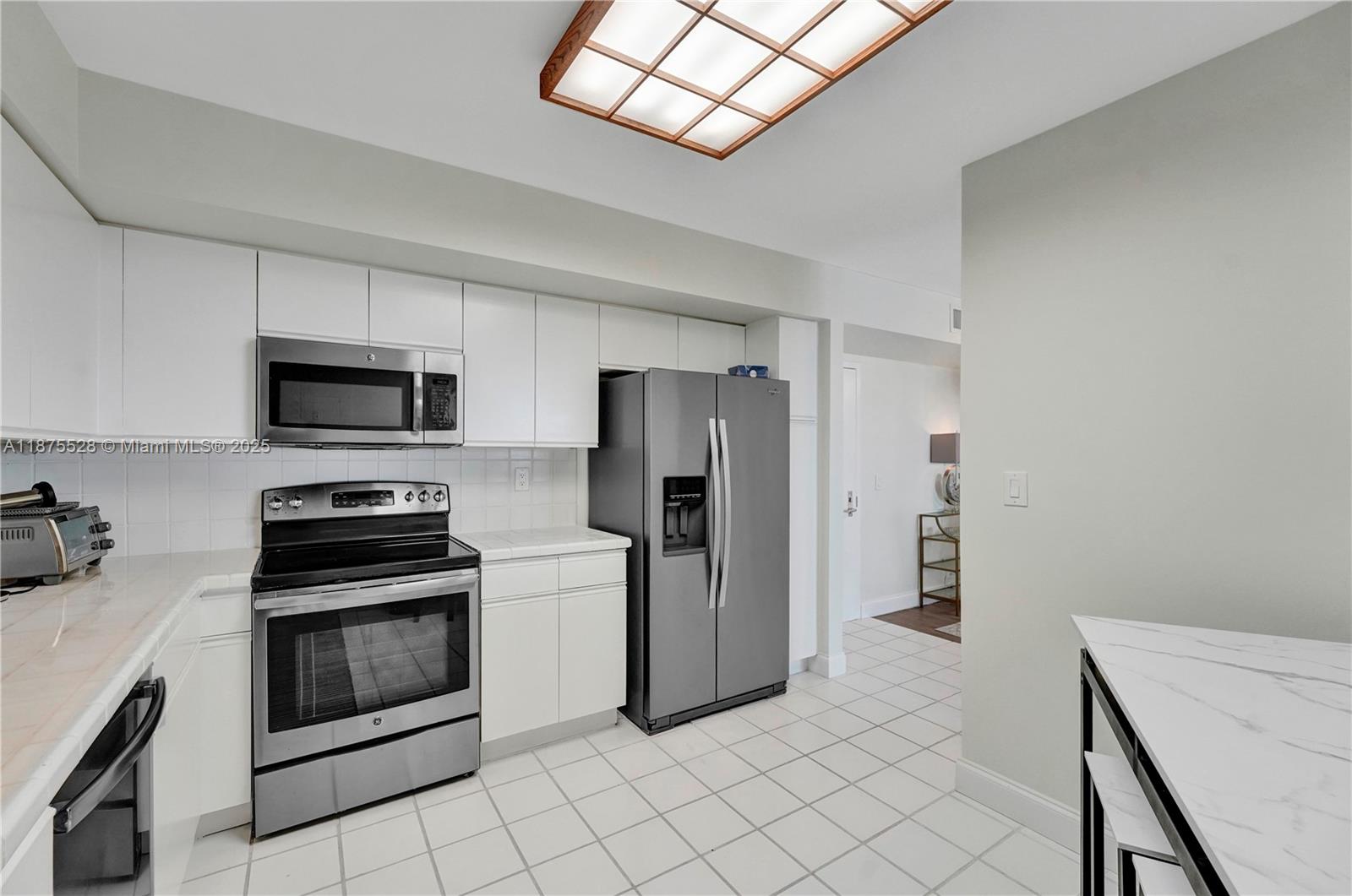 Photo of 3500 Mystic Pointe Dr  #3302, Aventura, Florida, 33180 - 