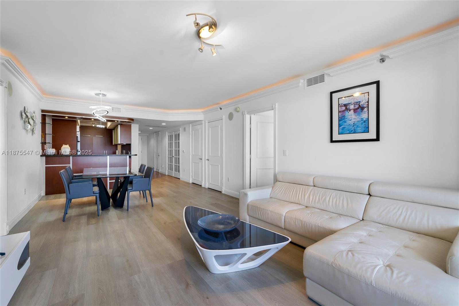 3607 3 / 3 1571 sq. ft. $ 2025-09-09 0 Photo