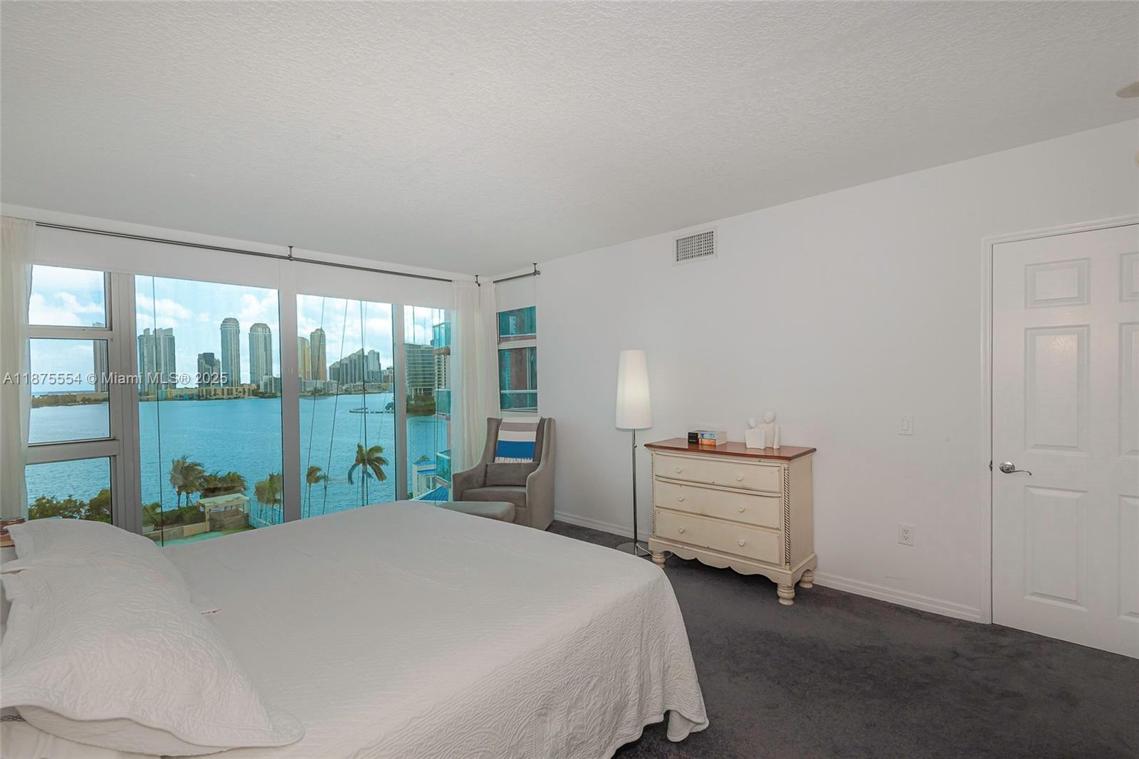 Photo of 3370 Hidden Bay Dr  #906, Aventura, Florida, 33180 - 