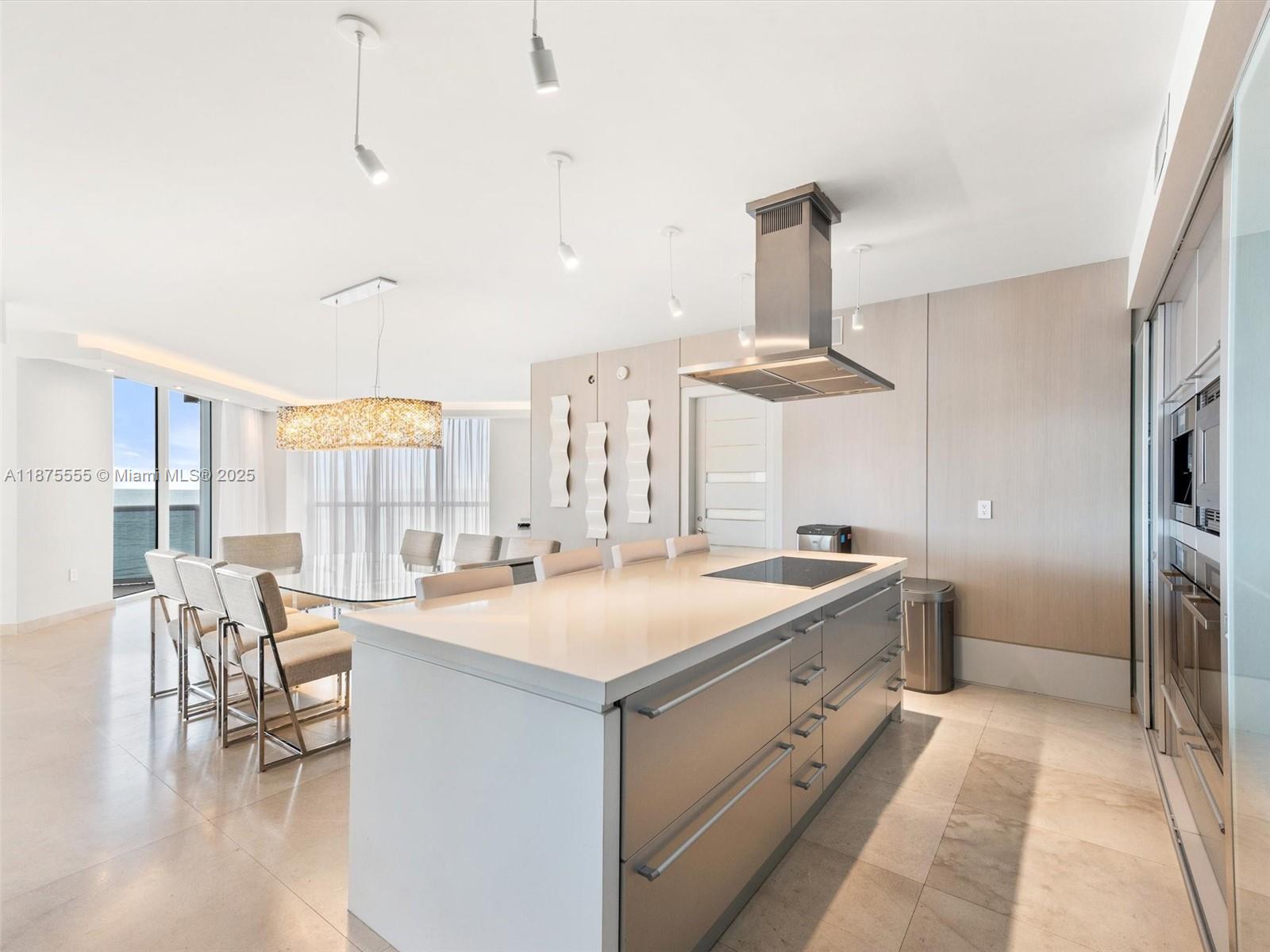 See details 1209 3 / 3 4045 sq. ft. $ 2025-09-09 0 Photo