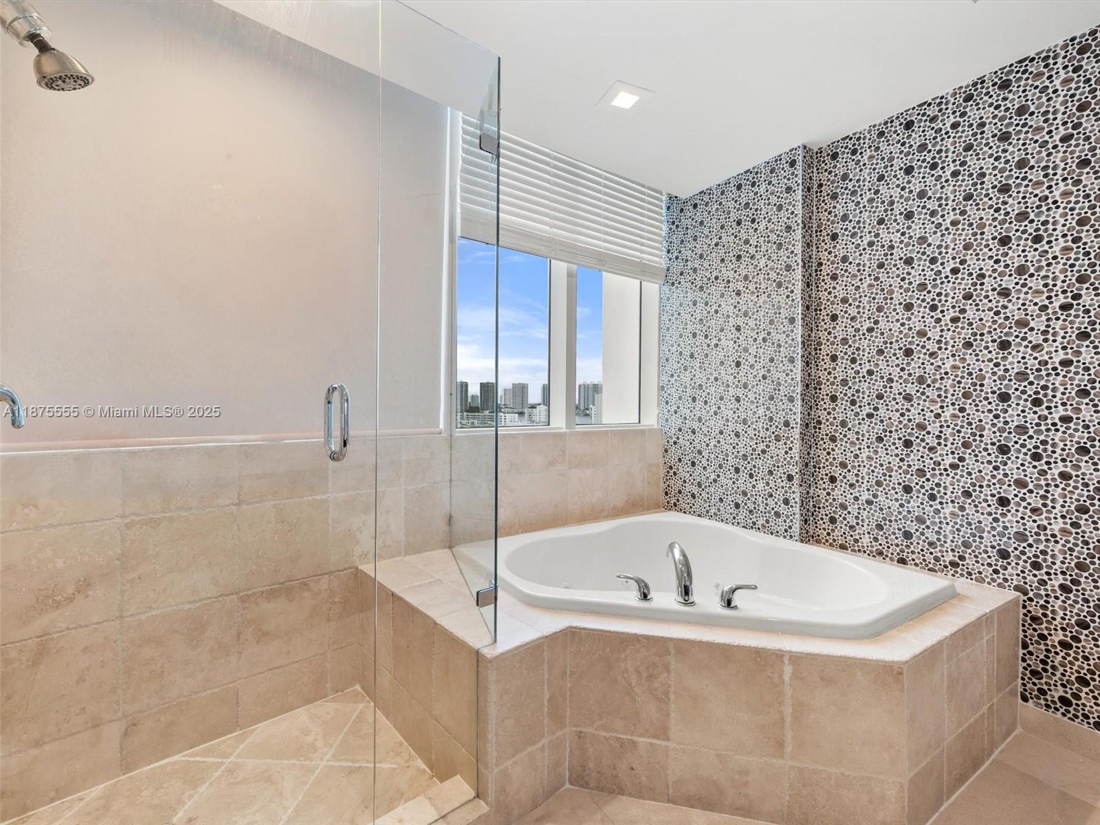 See details 1209 3 / 3 4045 sq. ft. $ 2025-09-09 0 Photo