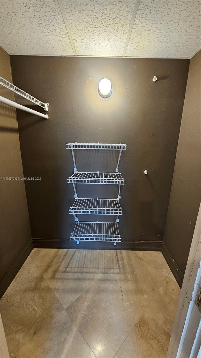 20A 1 / 2 870 sq. ft. $ 2025-09-22 0 Photo