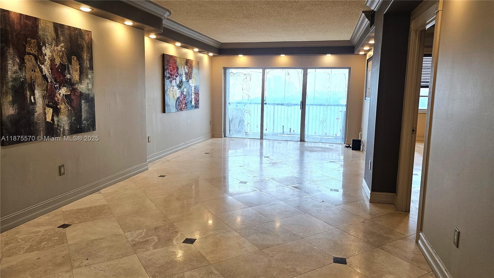 20A 1 / 2 870 sq. ft. $ 2025-09-22 0 Photo