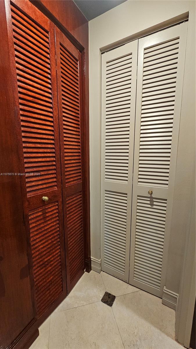 20A 1 / 2 870 sq. ft. $ 2025-09-22 0 Photo