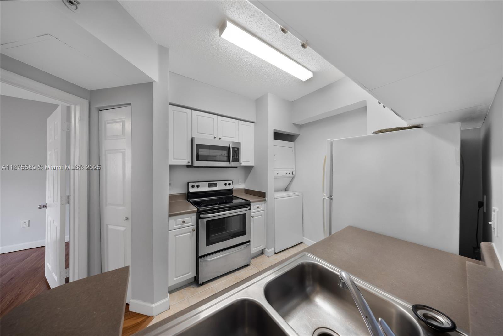 Photo of 17125 Bay Rd #3301, Sunny Isles Beach, Florida, 33160 -