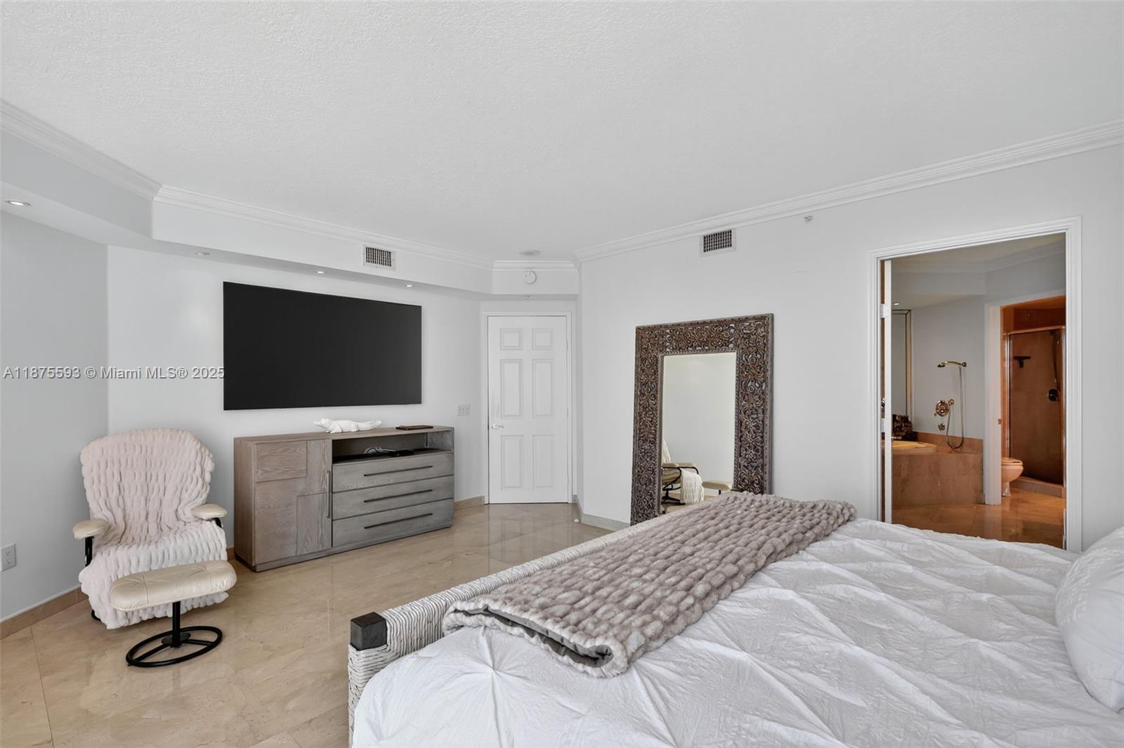 Photo of 3370 Hidden Bay Dr  #1808, Aventura, Florida, 33180 - 