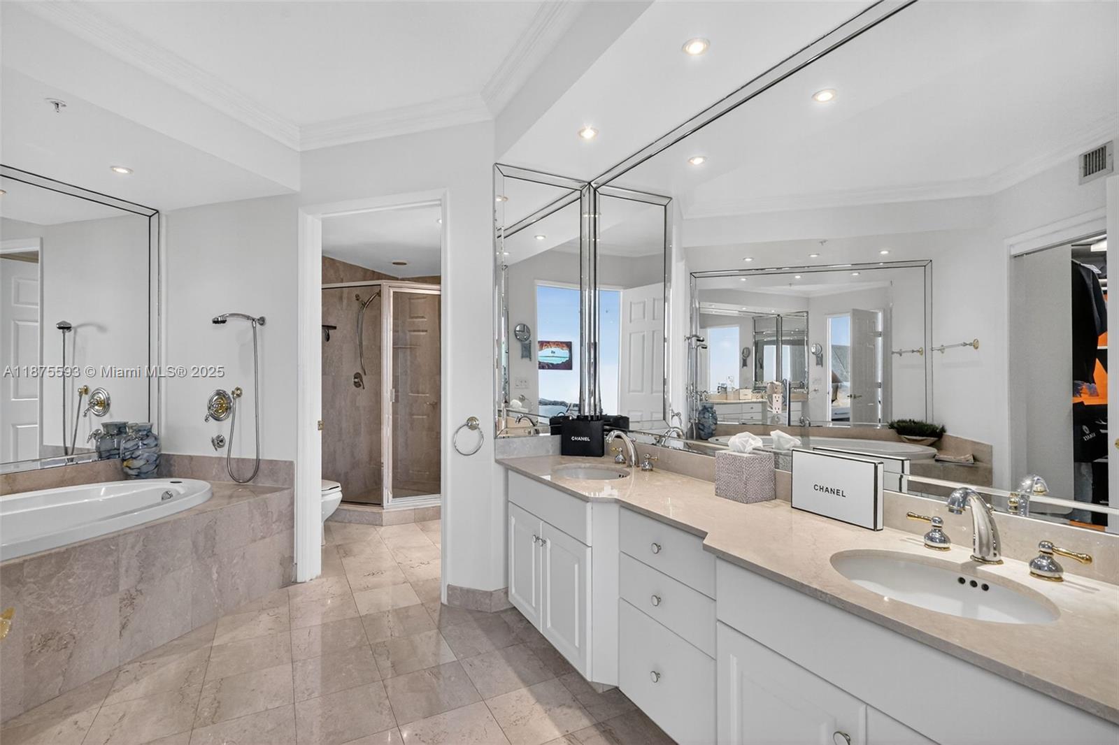 Photo of 3370 Hidden Bay Dr  #1808, Aventura, Florida, 33180 - 