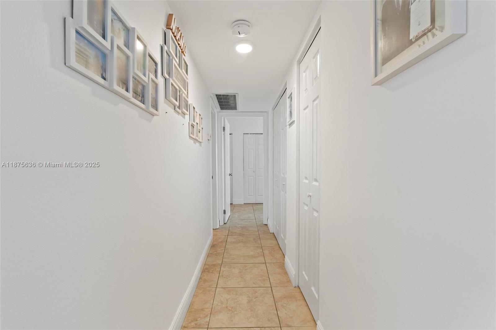 Photo of 1600 Ocean Dr  #12H, Hollywood, Florida, 33019 - 
