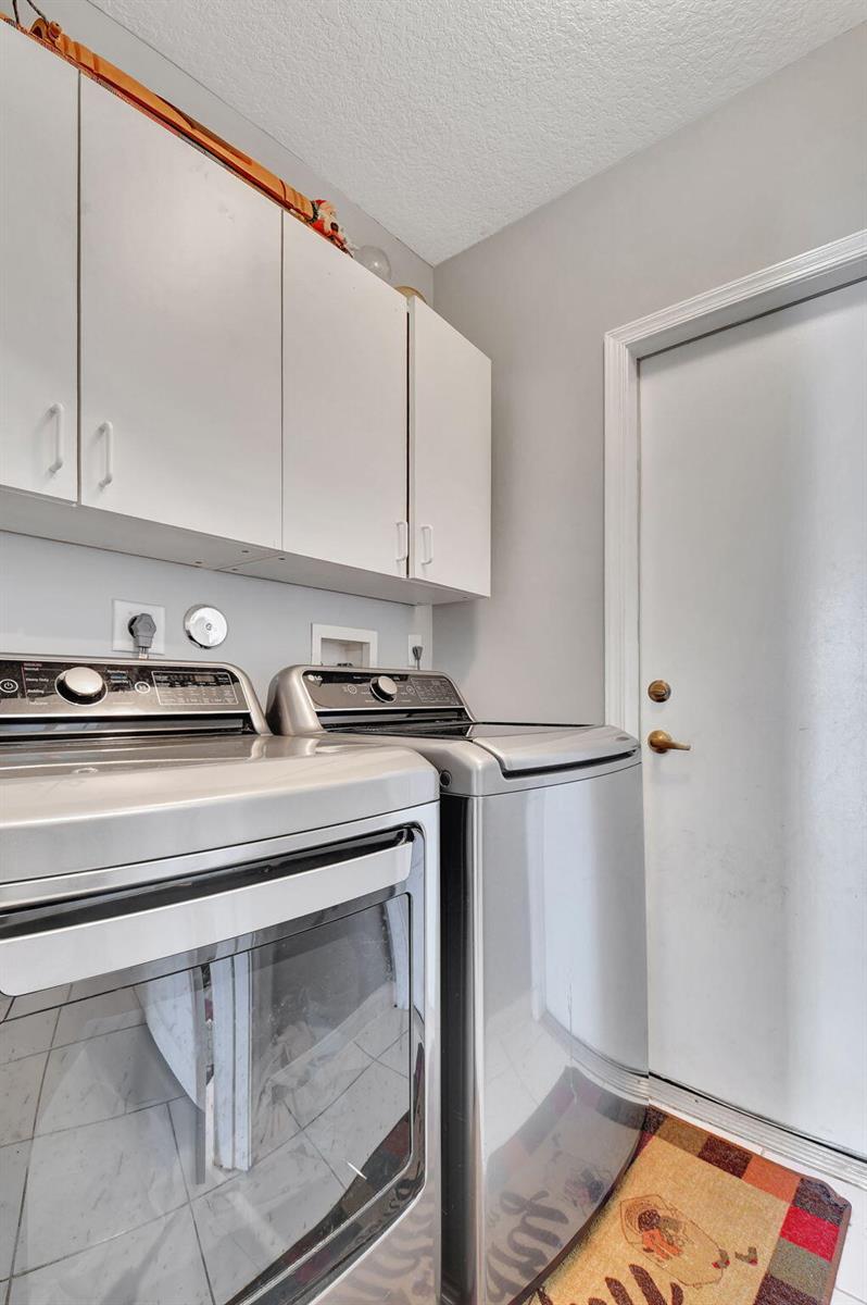 Ver detalles 7736 2 / 2 1705 sq. ft. $ 2025-12-31 0 foto
