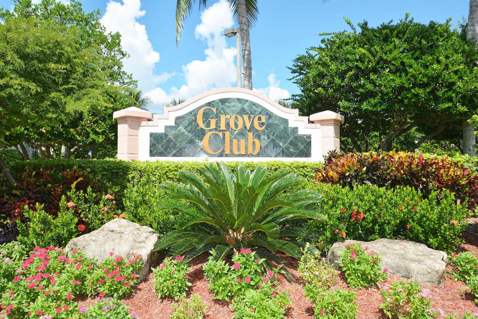 Ver detalles 7736 2 / 2 1705 sq. ft. $ 2025-12-31 0 foto