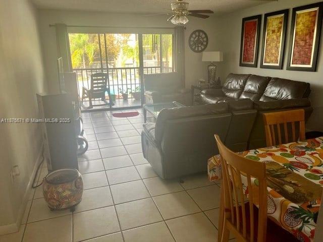 270W 2 / 2 985 sq. ft. $ 2025-09-09 0 foto
