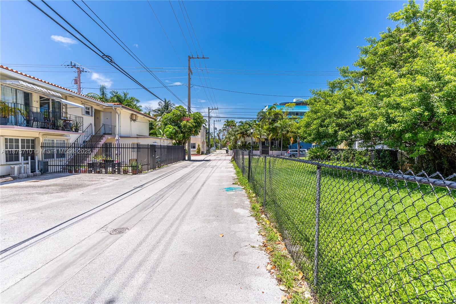 See details / sq. ft. $ 2025-09-09 0 Photo