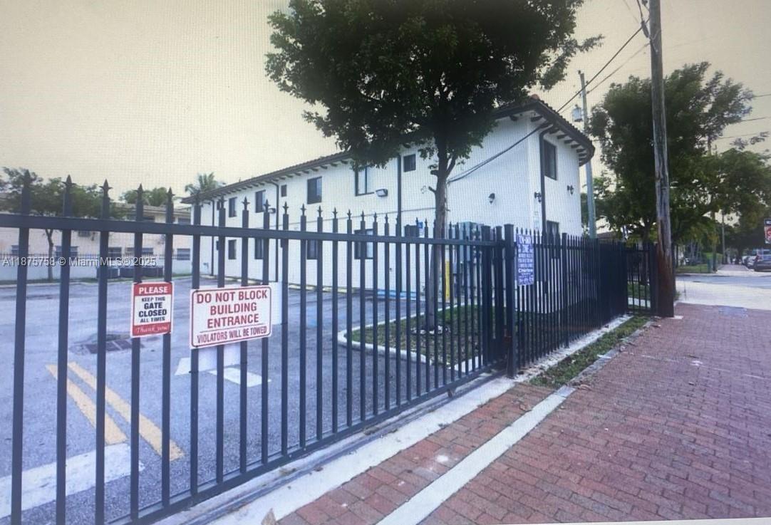 See details / sq. ft. $ 2025-09-10 0 Photo